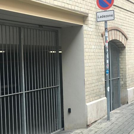 ארפורט Moderne Galeriewohnung Mit Balkon Und Stellplatz Am Wenigemarkt מראה חיצוני תמונה