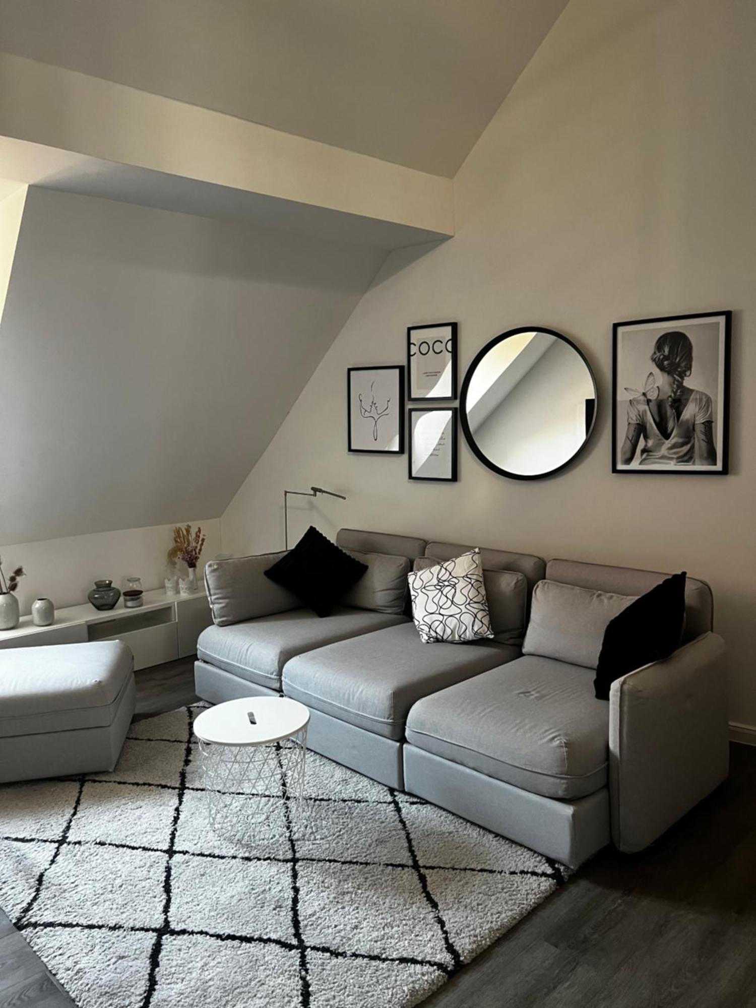 ארפורט Moderne Galeriewohnung Mit Balkon Und Stellplatz Am Wenigemarkt מראה חיצוני תמונה