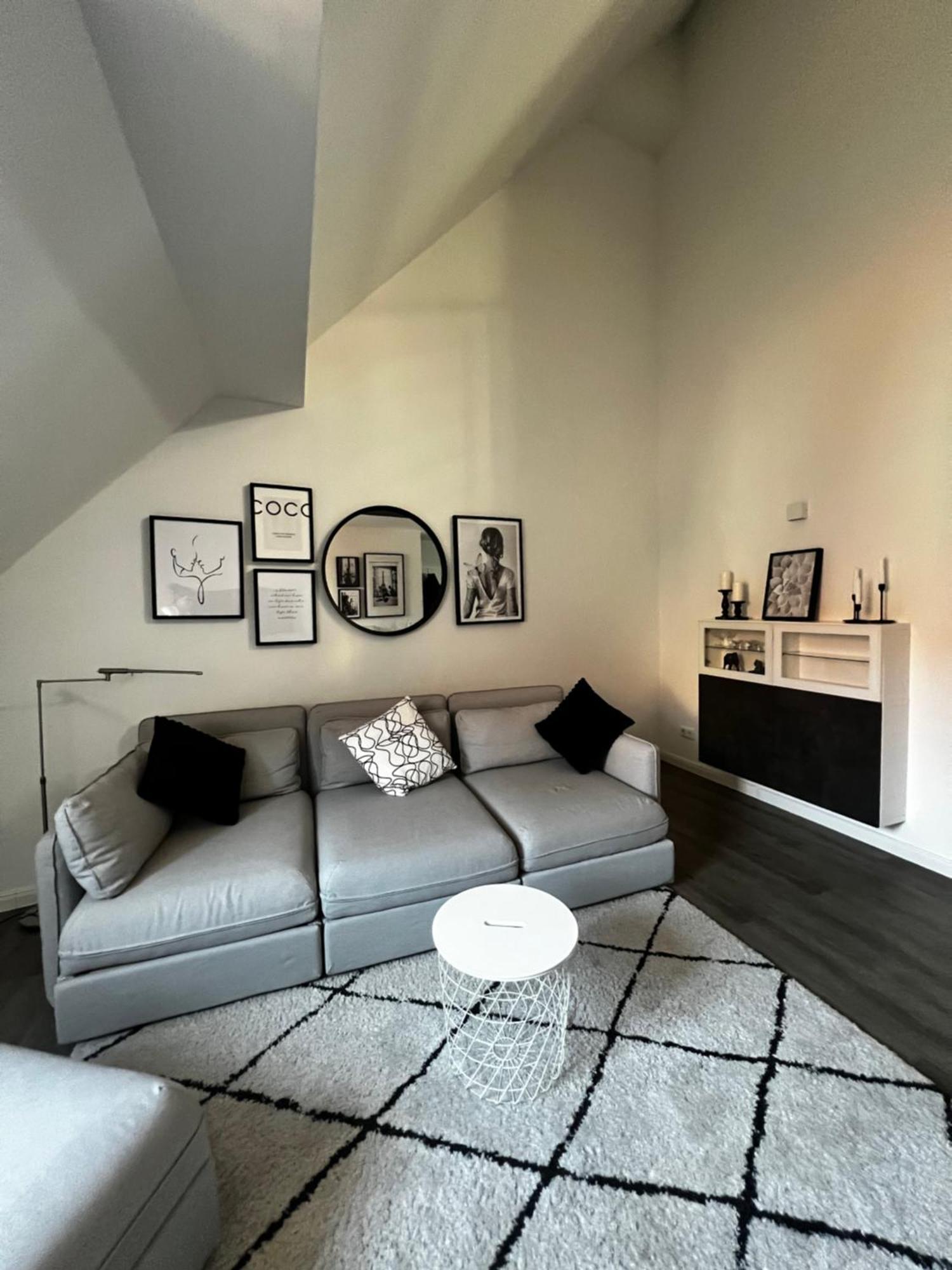ארפורט Moderne Galeriewohnung Mit Balkon Und Stellplatz Am Wenigemarkt מראה חיצוני תמונה