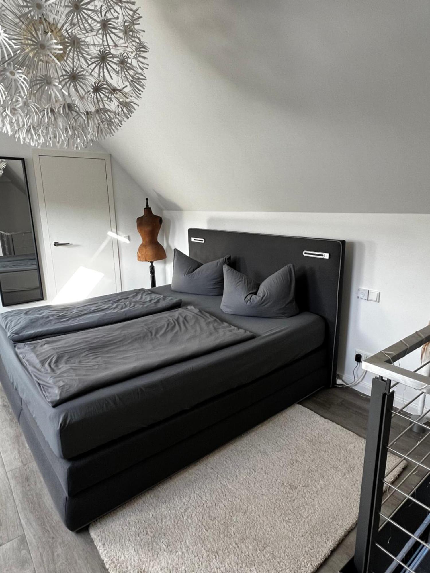 ארפורט Moderne Galeriewohnung Mit Balkon Und Stellplatz Am Wenigemarkt מראה חיצוני תמונה