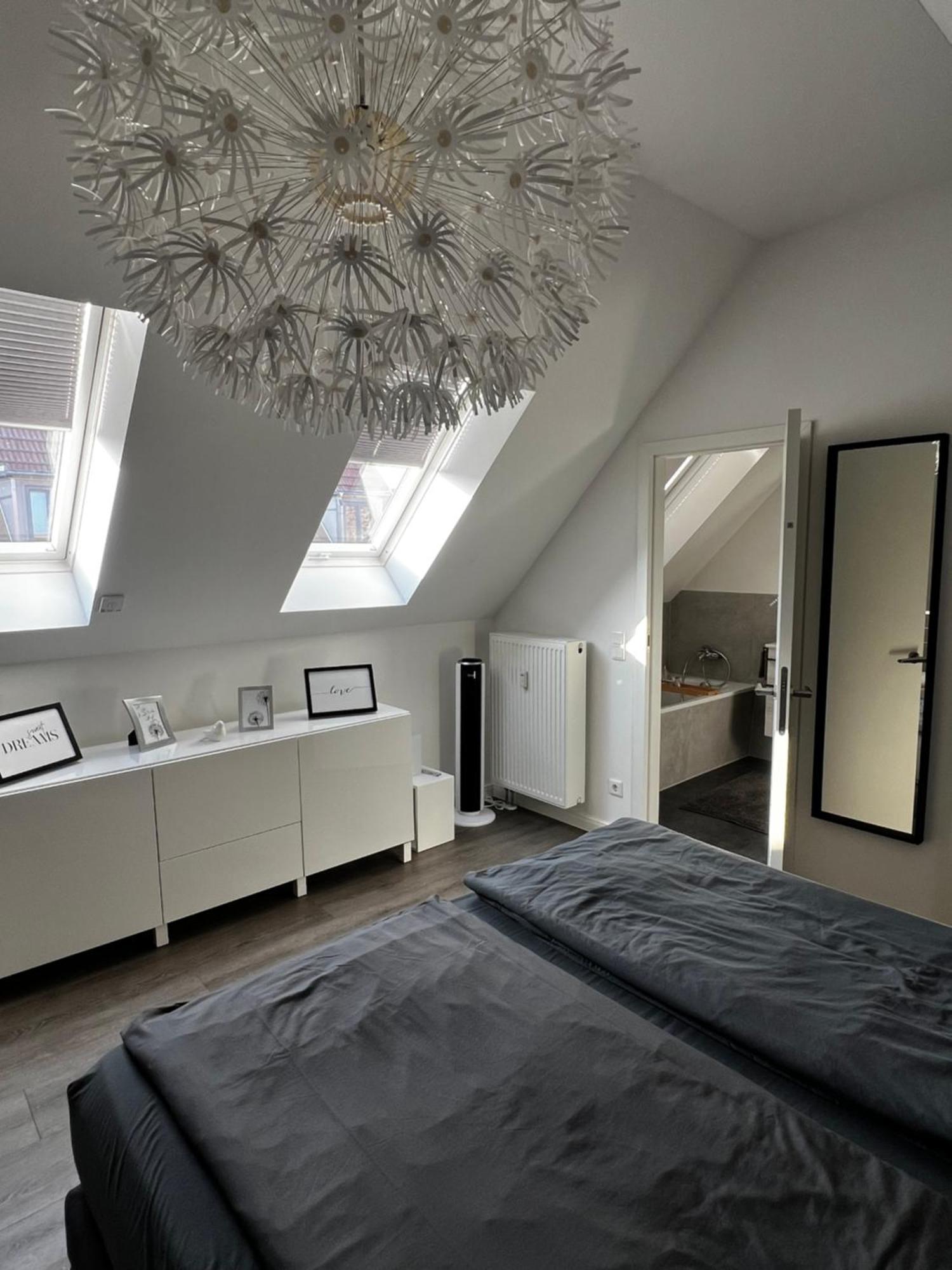 ארפורט Moderne Galeriewohnung Mit Balkon Und Stellplatz Am Wenigemarkt מראה חיצוני תמונה
