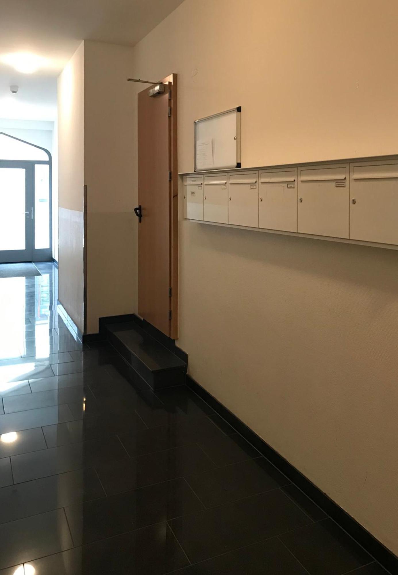 ארפורט Moderne Galeriewohnung Mit Balkon Und Stellplatz Am Wenigemarkt מראה חיצוני תמונה